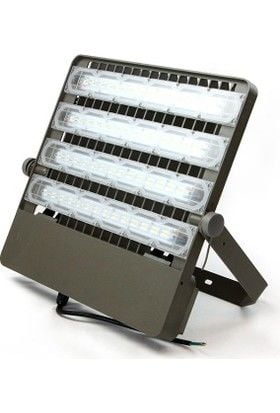 Geniş Alanlarda LED Projektörle Güneş Işığı Etkisi