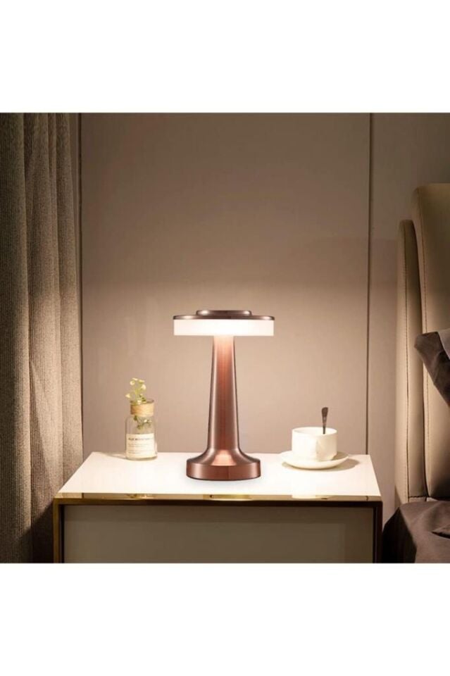 Cata CT-8435 Oslo USB Şarjlı 3 Renk Dokunmatik Masa Lambası – Bronz Metal Gövde