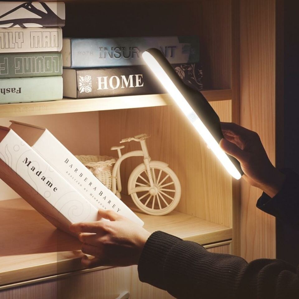 Sensörlü Led Işık Şarjlı Mıknatıslı Led Lamba 5 Watt Nova Siyah Hero Led Aplik 3 Renk Işık Modu