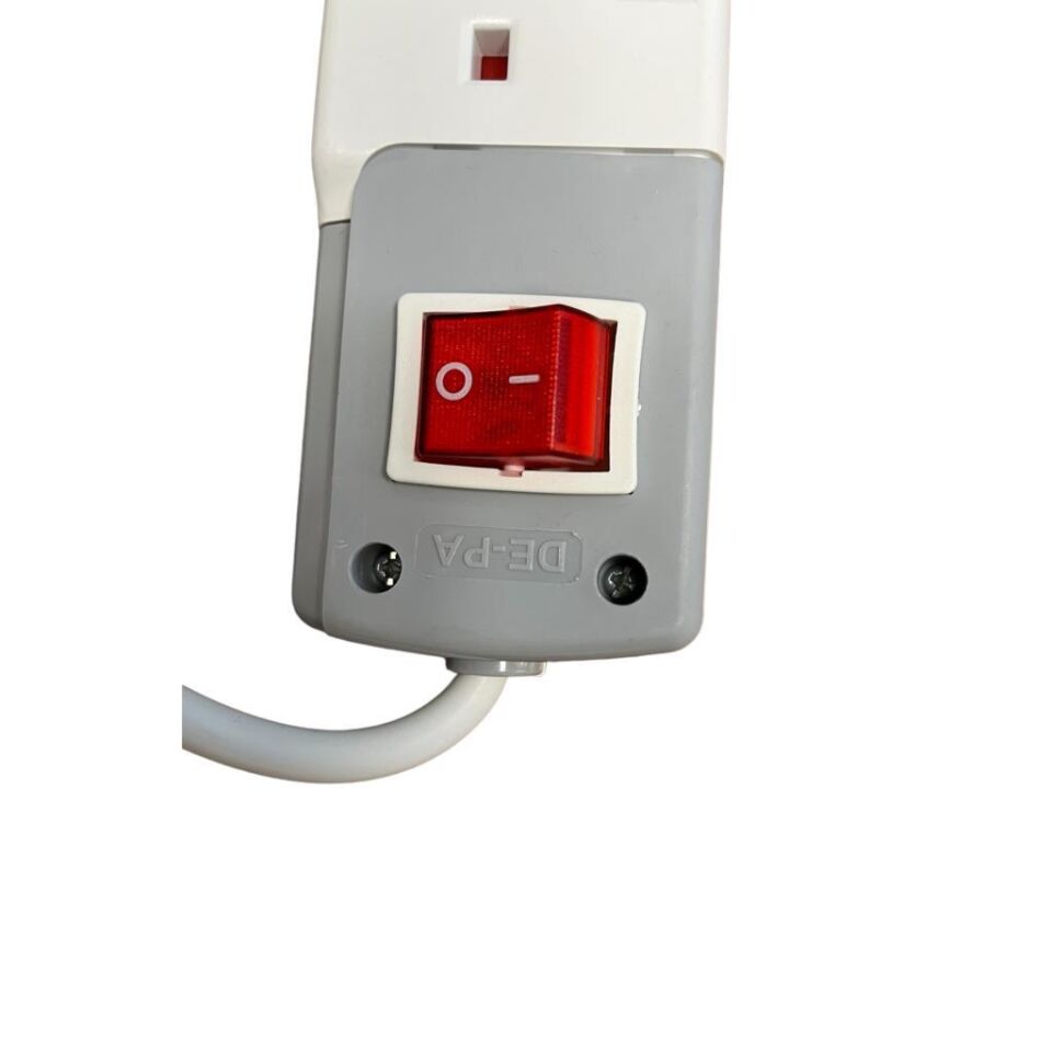 De-pa İngiliz Tipi Grup Priz 4'lü 5 Metre Kablolu Anahtarlı 41405