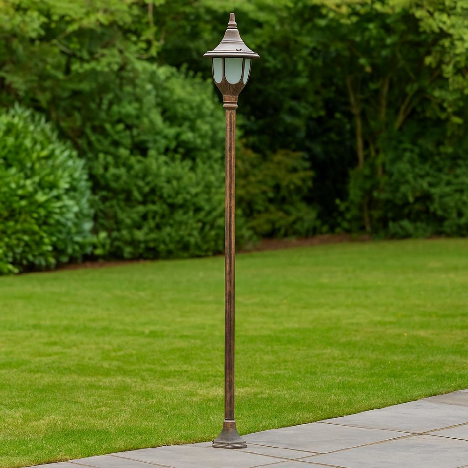 Şanlı ŞA845 Bahçe Aydınlatma Direği – 175 cm Yükseklik, E27 Duylu, Döküm Tabanlı, Polikarbon Camlı