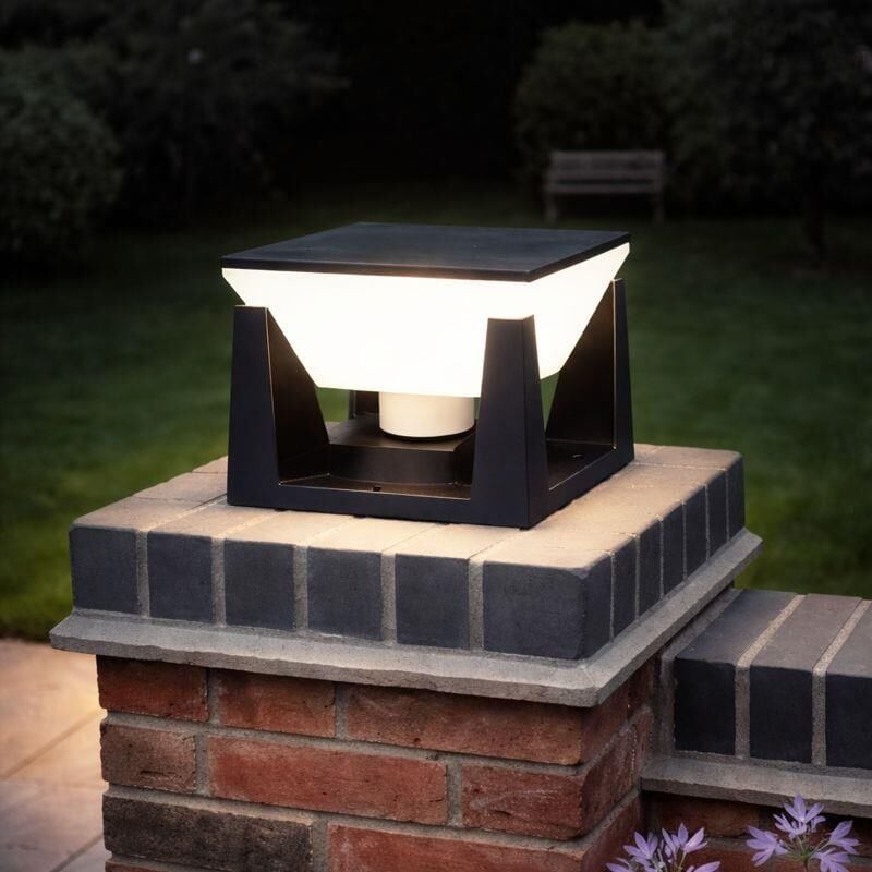 Zita 351 Piramit Bahçe Duvar Üstü Aydınlatma | E27 Duy (Ampul Hariç) | IP54 | UV Korumalı | ABS Gövde | 200x205 mm